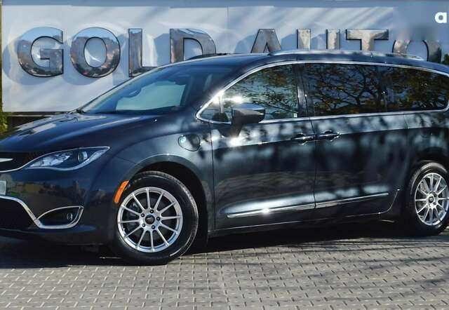 Крайслер Пасифик, объемом двигателя 0 л и пробегом 43 тыс. км за 28500 $, фото 5 на Automoto.ua