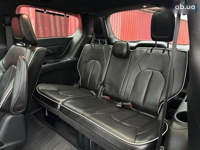 Крайслер Pacifica, об'ємом двигуна 0 л та пробігом 233 тис. км за 20350 $, фото 23 на Automoto.ua