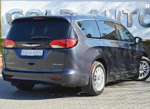 Крайслер Пасифик, объемом двигателя 0 л и пробегом 43 тыс. км за 28500 $, фото 12 на Automoto.ua