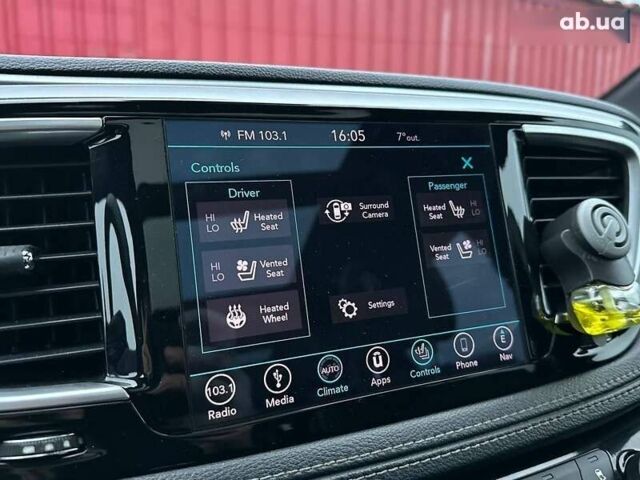 Крайслер Pacifica, об'ємом двигуна 0 л та пробігом 233 тис. км за 20350 $, фото 10 на Automoto.ua