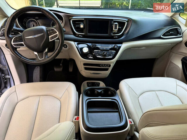 Крайслер Pacifica, об'ємом двигуна 3.6 л та пробігом 180 тис. км за 15300 $, фото 1 на Automoto.ua