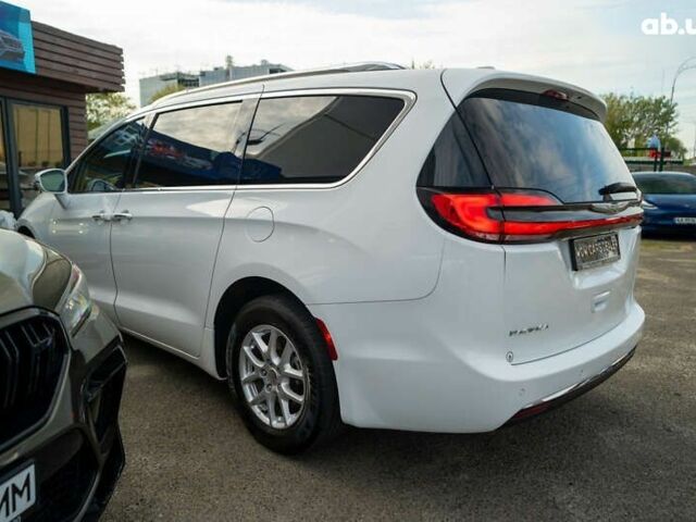 Крайслер Pacifica, об'ємом двигуна 3.6 л та пробігом 135 тис. км за 28000 $, фото 9 на Automoto.ua