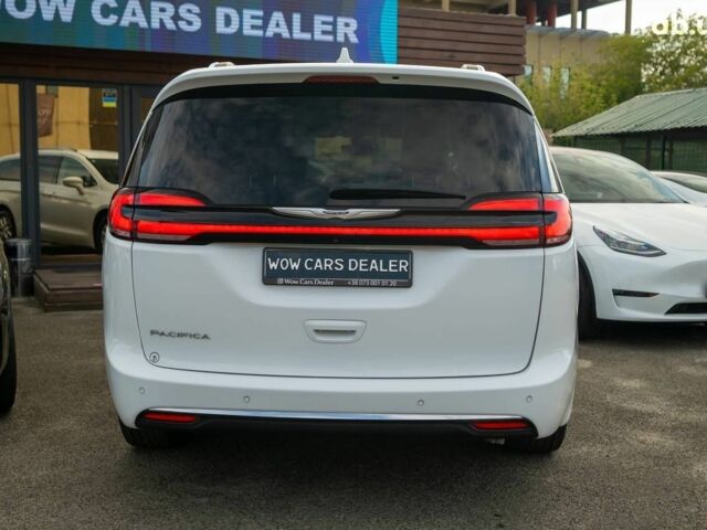 Крайслер Pacifica, об'ємом двигуна 0 л та пробігом 128 тис. км за 36900 $, фото 3 на Automoto.ua