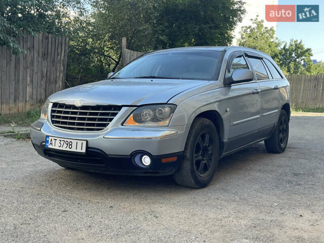 Серый Крайслер Пасифик, объемом двигателя 3.5 л и пробегом 300 тыс. км за 6200 $, фото 2 на Automoto.ua