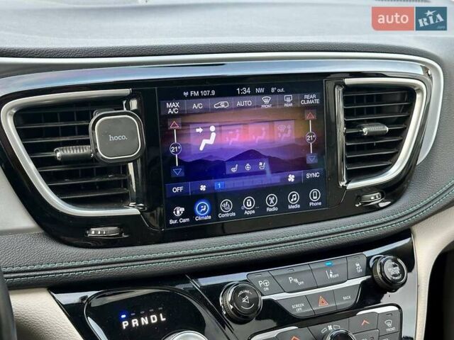 Сірий Крайслер Pacifica, об'ємом двигуна 3.61 л та пробігом 156 тис. км за 22090 $, фото 23 на Automoto.ua