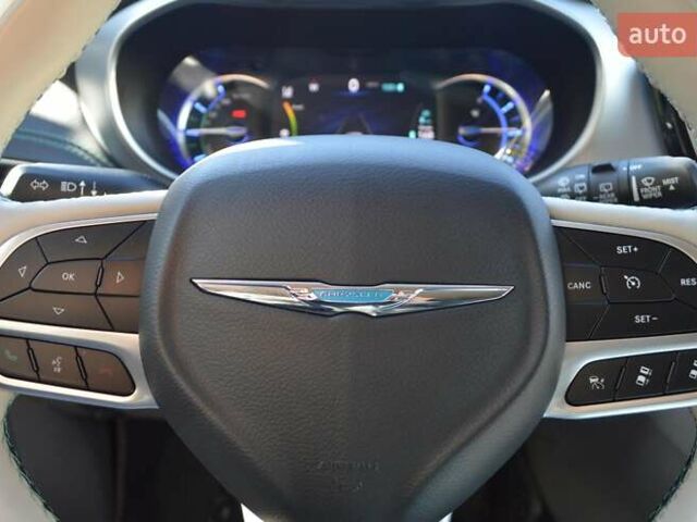 Серый Крайслер Пасифик, объемом двигателя 3.6 л и пробегом 43 тыс. км за 28500 $, фото 25 на Automoto.ua