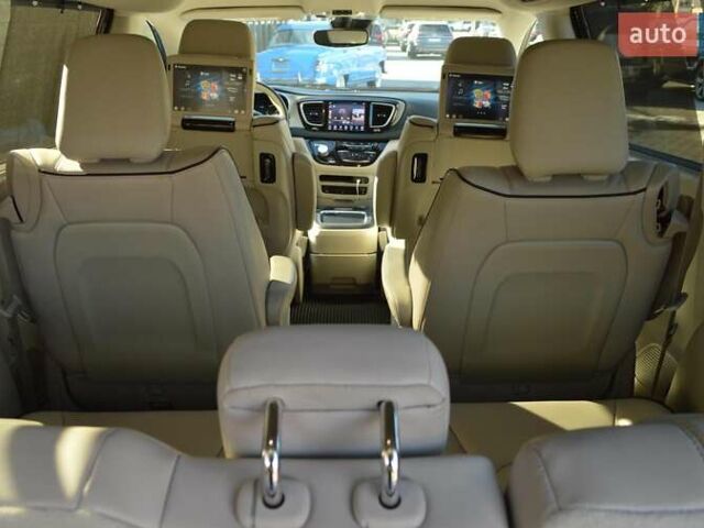 Серый Крайслер Пасифик, объемом двигателя 3.6 л и пробегом 43 тыс. км за 28500 $, фото 55 на Automoto.ua