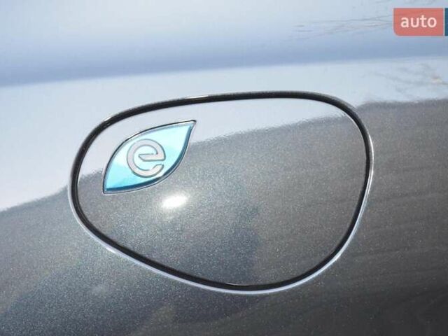 Серый Крайслер Пасифик, объемом двигателя 3.6 л и пробегом 43 тыс. км за 28500 $, фото 16 на Automoto.ua