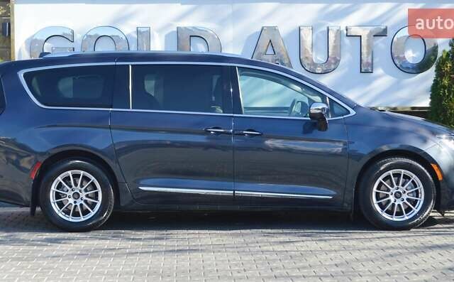 Серый Крайслер Пасифик, объемом двигателя 3.6 л и пробегом 43 тыс. км за 28500 $, фото 14 на Automoto.ua