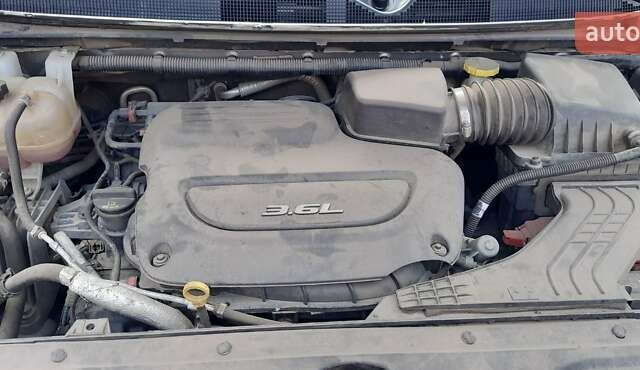 Серый Крайслер Пасифик, объемом двигателя 3.61 л и пробегом 90 тыс. км за 18800 $, фото 20 на Automoto.ua