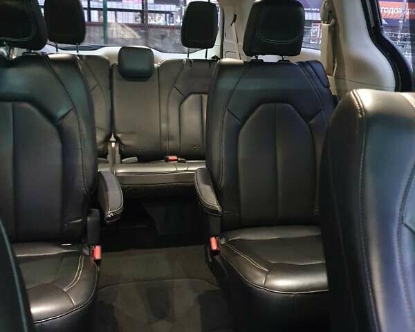 Сірий Крайслер Pacifica, об'ємом двигуна 3.6 л та пробігом 135 тис. км за 17999 $, фото 36 на Automoto.ua