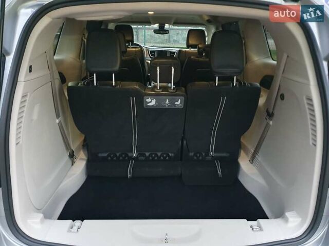 Сірий Крайслер Pacifica, об'ємом двигуна 3.6 л та пробігом 135 тис. км за 17999 $, фото 39 на Automoto.ua