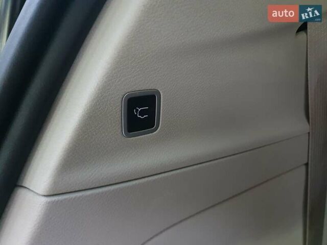 Сірий Крайслер Pacifica, об'ємом двигуна 3.6 л та пробігом 135 тис. км за 17999 $, фото 66 на Automoto.ua