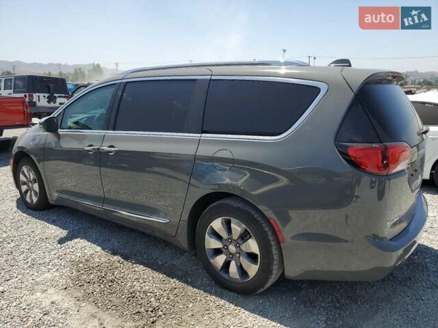 Сірий Крайслер Pacifica, об'ємом двигуна 3.6 л та пробігом 63 тис. км за 5900 $, фото 10 на Automoto.ua