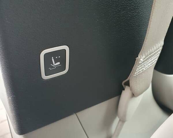 Серый Крайслер Пасифик, объемом двигателя 3.6 л и пробегом 85 тыс. км за 18999 $, фото 71 на Automoto.ua