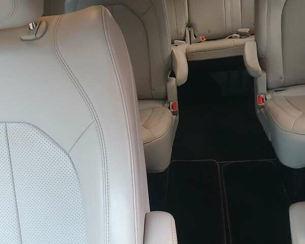 Серый Крайслер Пасифик, объемом двигателя 3.6 л и пробегом 85 тыс. км за 18999 $, фото 41 на Automoto.ua