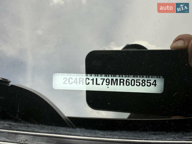 Сірий Крайслер Pacifica, об'ємом двигуна 3.6 л та пробігом 88 тис. км за 29999 $, фото 37 на Automoto.ua
