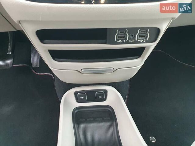 Серый Крайслер Пасифик, объемом двигателя 3.6 л и пробегом 85 тыс. км за 18999 $, фото 59 на Automoto.ua