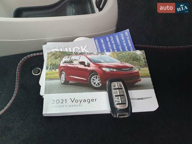 Серый Крайслер Пасифик, объемом двигателя 3.6 л и пробегом 85 тыс. км за 18999 $, фото 29 на Automoto.ua