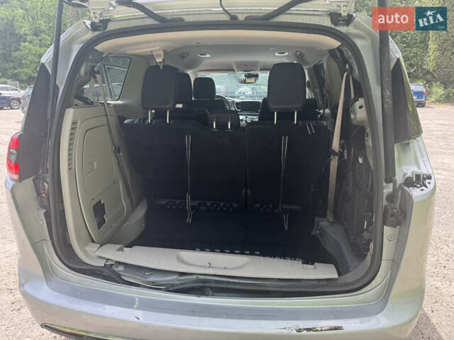 Серый Крайслер Пасифик, объемом двигателя 3.6 л и пробегом 185 тыс. км за 23200 $, фото 25 на Automoto.ua