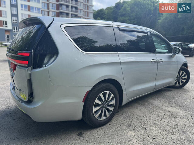 Серый Крайслер Пасифик, объемом двигателя 3.6 л и пробегом 185 тыс. км за 23200 $, фото 12 на Automoto.ua