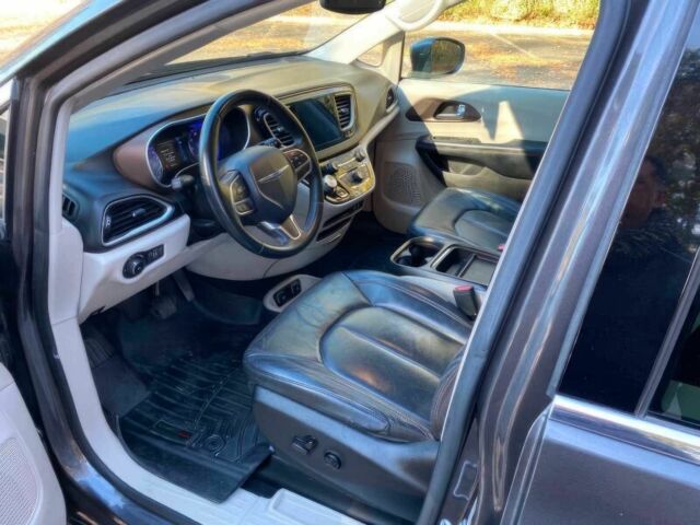 Серый Крайслер Пасифик, объемом двигателя 3.6 л и пробегом 54 тыс. км за 6500 $, фото 7 на Automoto.ua