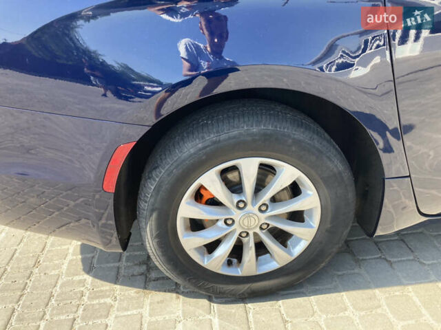 Синий Крайслер Пасифик, объемом двигателя 3.6 л и пробегом 115 тыс. км за 19999 $, фото 10 на Automoto.ua