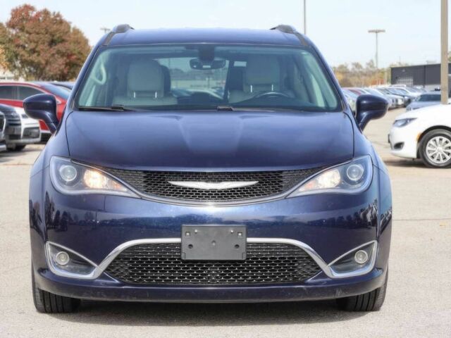 Синий Крайслер Пасифик, объемом двигателя 3.6 л и пробегом 66 тыс. км за 12200 $, фото 1 на Automoto.ua