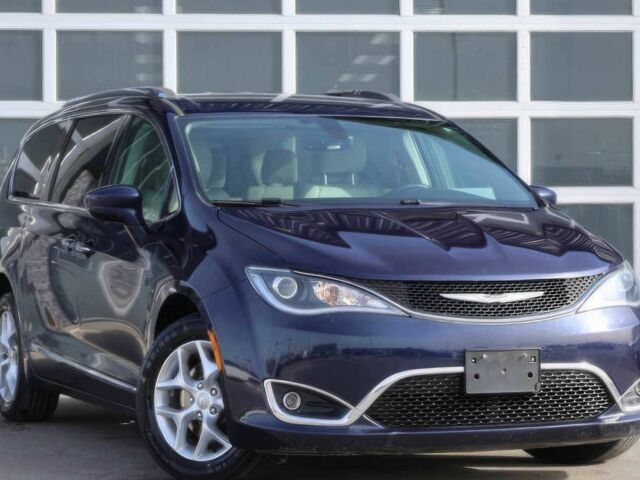 Синий Крайслер Пасифик, объемом двигателя 3.6 л и пробегом 66 тыс. км за 12200 $, фото 2 на Automoto.ua