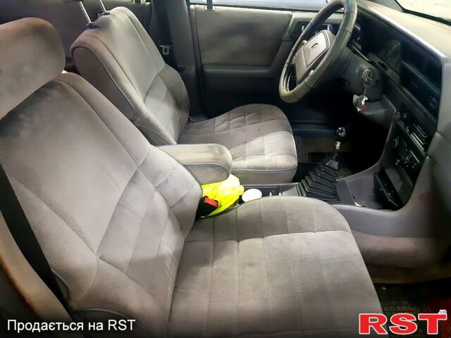 Крайслер Саратога 1993 в Харькове на Automoto.ua Крайслер Саратога, объемом двигателя 2.5 л и пробегом 178 тыс. км за 1000 $, фото 2 на Automoto.ua