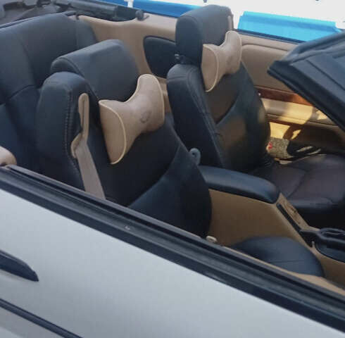 Белый Крайслер Себринг, объемом двигателя 2.5 л и пробегом 276 тыс. км за 3000 $, фото 5 на Automoto.ua