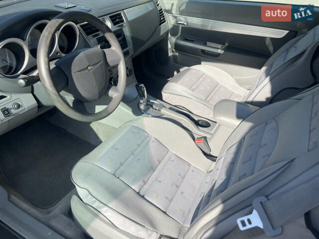 Серый Крайслер Себринг, объемом двигателя 2.74 л и пробегом 118 тыс. км за 4700 $, фото 9 на Automoto.ua