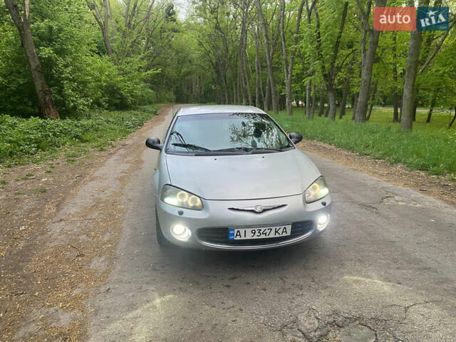 Сірий Крайслер Себрінг, об'ємом двигуна 2 л та пробігом 250 тис. км за 3500 $, фото 1 на Automoto.ua