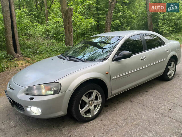 Сірий Крайслер Себрінг, об'ємом двигуна 2 л та пробігом 250 тис. км за 3500 $, фото 10 на Automoto.ua