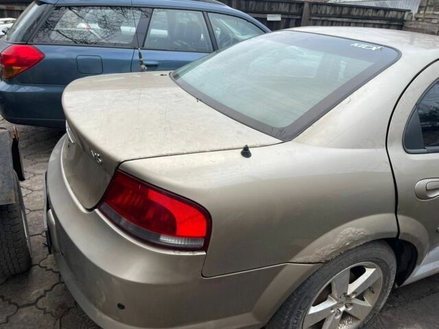 Серый Крайслер Себринг, объемом двигателя 0 л и пробегом 350 тыс. км за 947 $, фото 6 на Automoto.ua