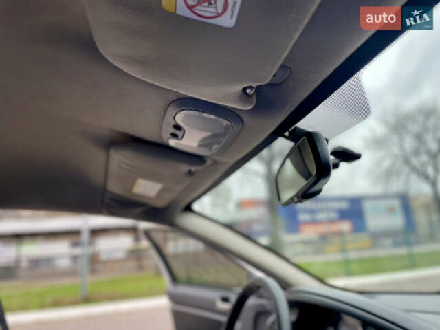 Серый Крайслер Себринг, объемом двигателя 2.7 л и пробегом 358 тыс. км за 3199 $, фото 28 на Automoto.ua