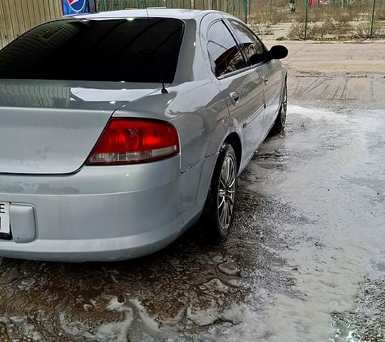 Синій Крайслер Себрінг, об'ємом двигуна 2.4 л та пробігом 280 тис. км за 3300 $, фото 9 на Automoto.ua