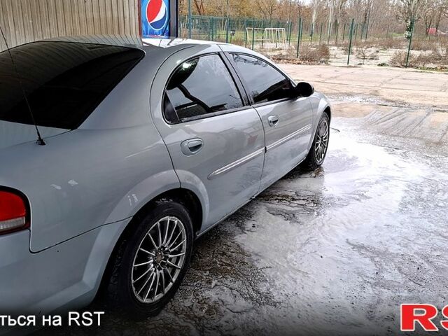 Синій Крайслер Себрінг, об'ємом двигуна 2.4 л та пробігом 280 тис. км за 3300 $, фото 10 на Automoto.ua