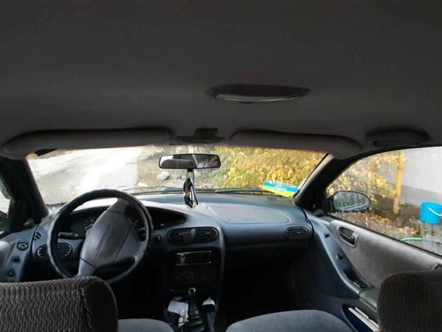 Коричневый Крайслер Статус, объемом двигателя 2 л и пробегом 330 тыс. км за 2100 $, фото 2 на Automoto.ua