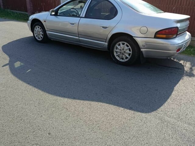 Серый Крайслер Статус, объемом двигателя 2 л и пробегом 2 тыс. км за 1100 $, фото 3 на Automoto.ua