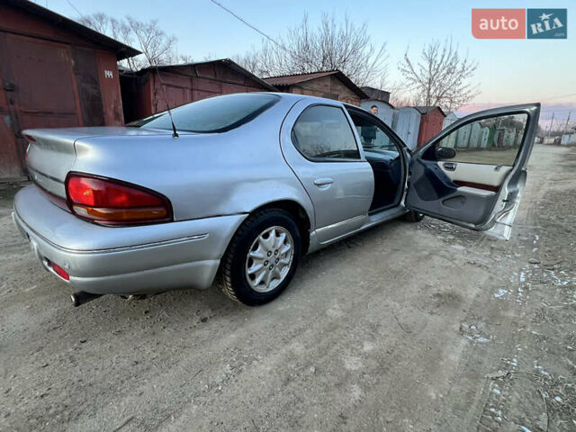 Сірий Крайслер Stratus, об'ємом двигуна 2 л та пробігом 370 тис. км за 1750 $, фото 7 на Automoto.ua