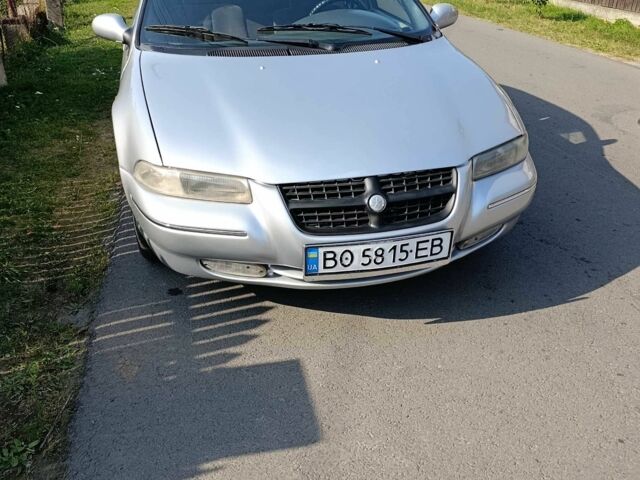 Сірий Крайслер Stratus, об'ємом двигуна 2 л та пробігом 2 тис. км за 2100 $, фото 1 на Automoto.ua
