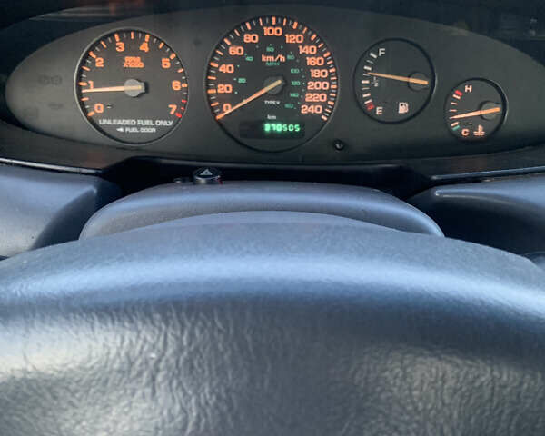 Сірий Крайслер Stratus, об'ємом двигуна 2 л та пробігом 370 тис. км за 1750 $, фото 1 на Automoto.ua