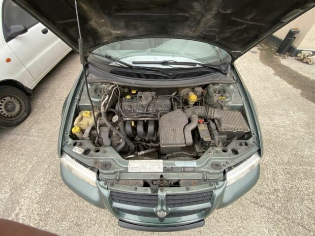 Зелений Крайслер Stratus, об'ємом двигуна 2 л та пробігом 142 тис. км за 3300 $, фото 20 на Automoto.ua