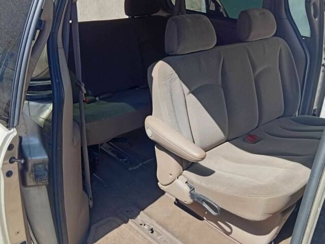 Крайслер Таун Кантри 2002 в Одессе на Automoto.ua Бежевый Крайслер Таун Кантри, объемом двигателя 3.3 л и пробегом 258 тыс. км за 5002 $, фото 7 на Automoto.ua