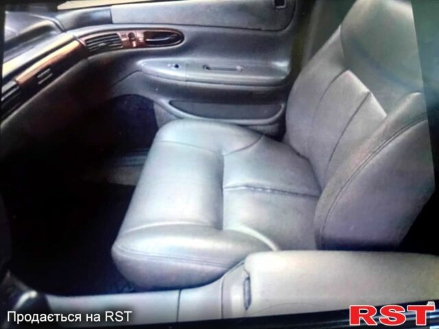 Черный Крайслер Вижн, объемом двигателя 3.5 л и пробегом 208 тыс. км за 2900 $, фото 9 на Automoto.ua