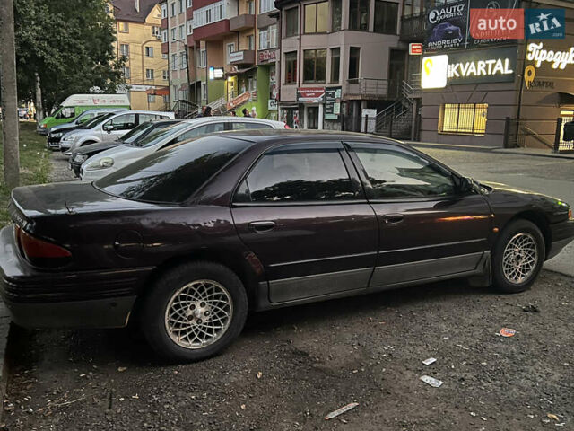 Красный Крайслер Вижн, объемом двигателя 3.52 л и пробегом 300 тыс. км за 2500 $, фото 1 на Automoto.ua