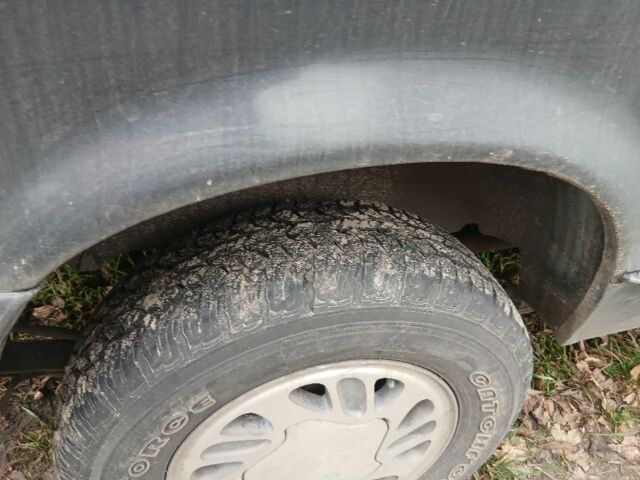 Черный Крайслер Вояджер, объемом двигателя 3.3 л и пробегом 250 тыс. км за 1906 $, фото 7 на Automoto.ua