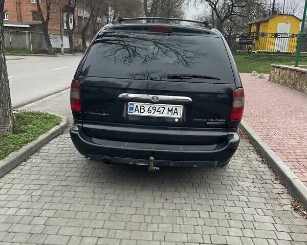 Чорний Крайслер Voyager, об'ємом двигуна 2.78 л та пробігом 284 тис. км за 6300 $, фото 5 на Automoto.ua