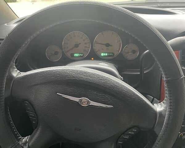 Чорний Крайслер Voyager, об'ємом двигуна 2.78 л та пробігом 284 тис. км за 6300 $, фото 12 на Automoto.ua